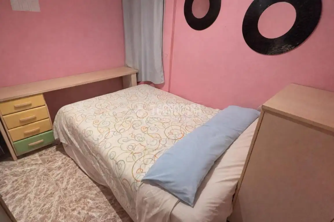 Habitación de Piso en venta en Valencia con Aire acondicionado