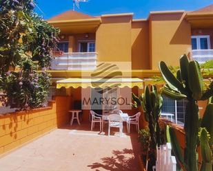 Exterior view of Duplex to rent in San Bartolomé de Tirajana  with Air Conditioner, Terrace and Furnished