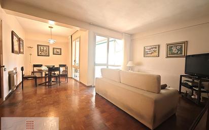 Living room of Flat for sale in  Barcelona Capital  with Balcony