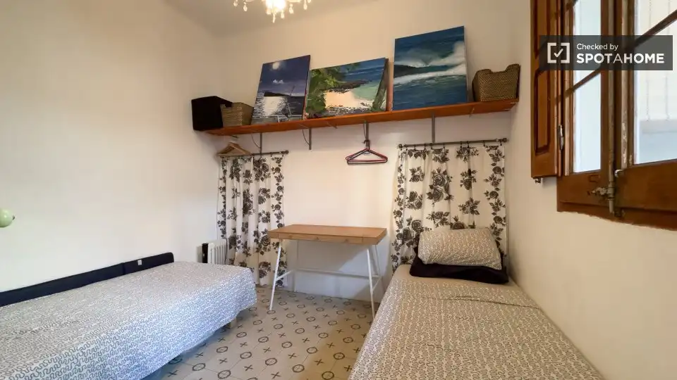 Schlafzimmer von Wohnung zur Miete in Barcelona mit Klimaanlage, Heizung und Möbliert