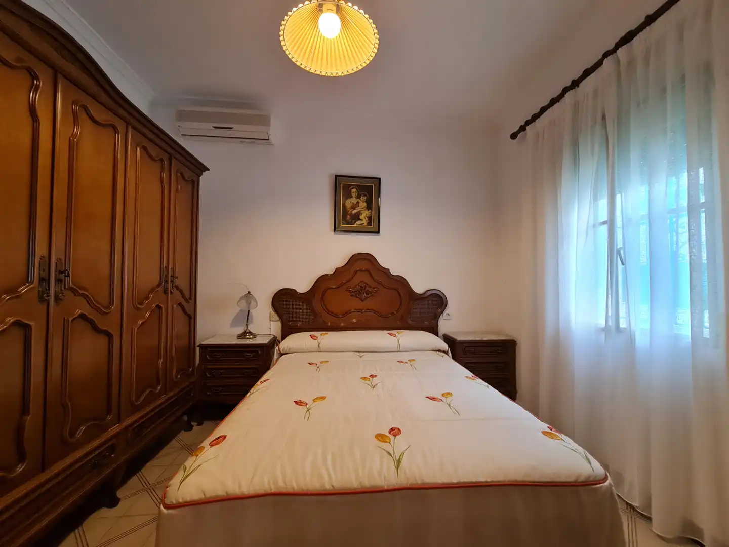 Bedroom of Houses for sale in Camas  with Air Conditioner, Terrace and Storage room