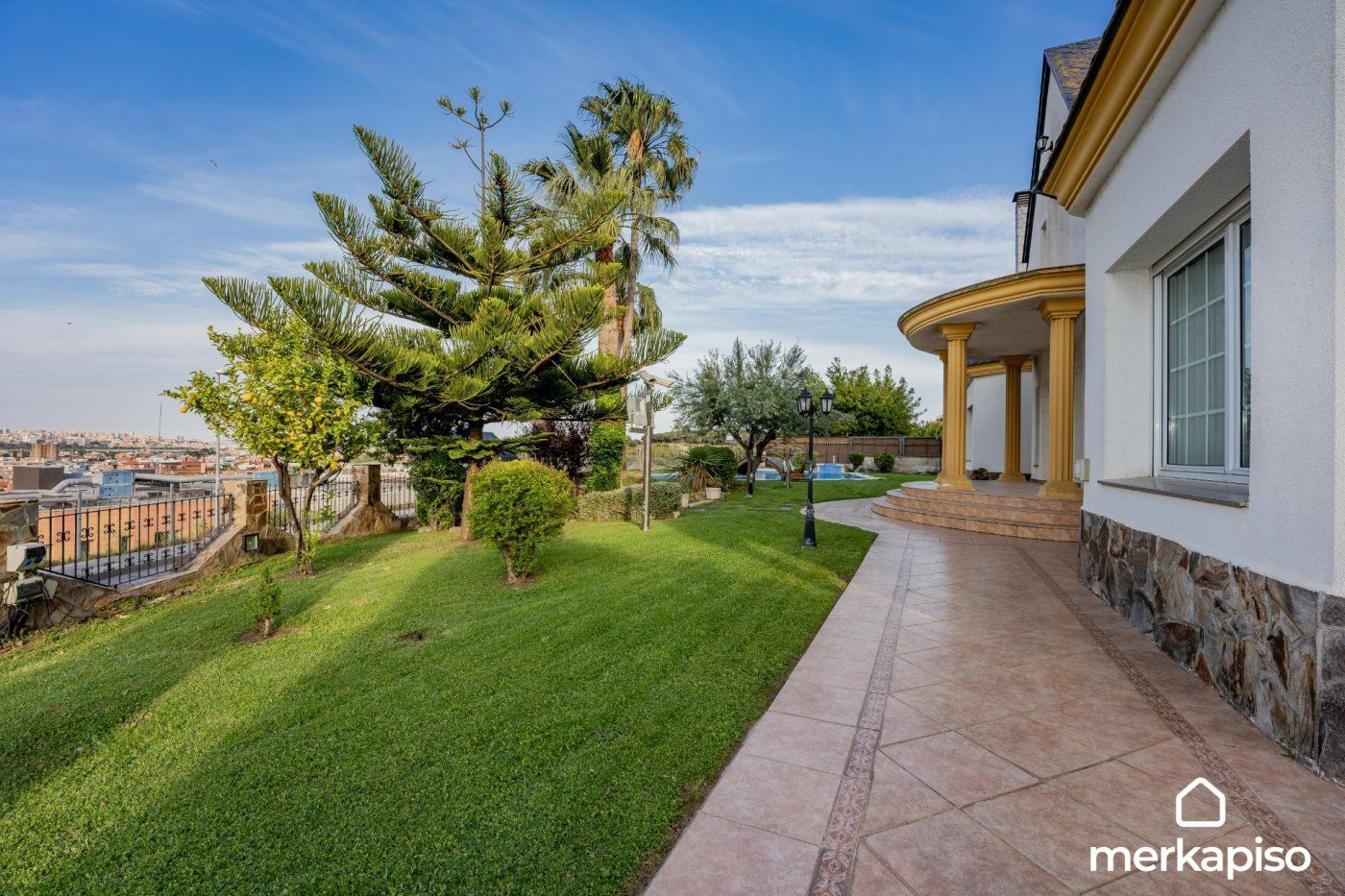 Garden of House or chalet for sale in Sant Boi de Llobregat  with Heating, Private garden and Parquet flooring