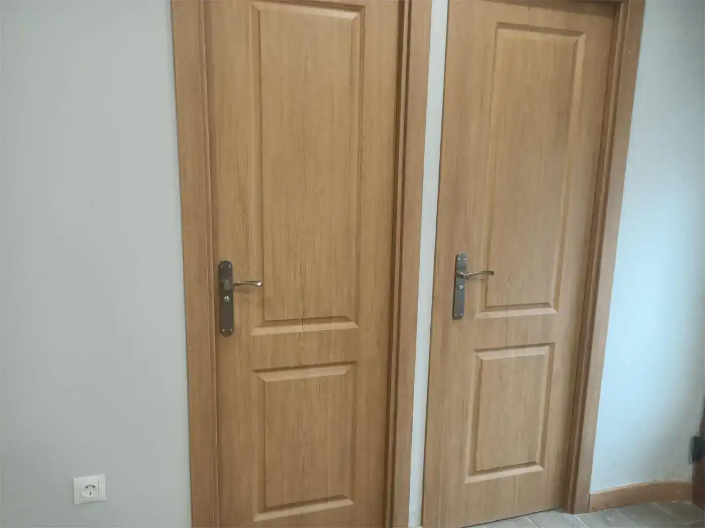 Schlafzimmer von Geschaftsraum zur Miete in Cistierna