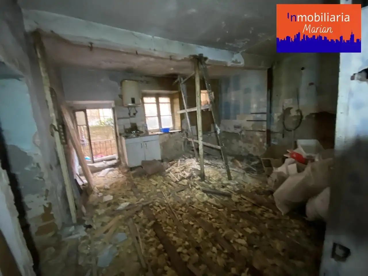 Kitchen of Houses for sale in Roa