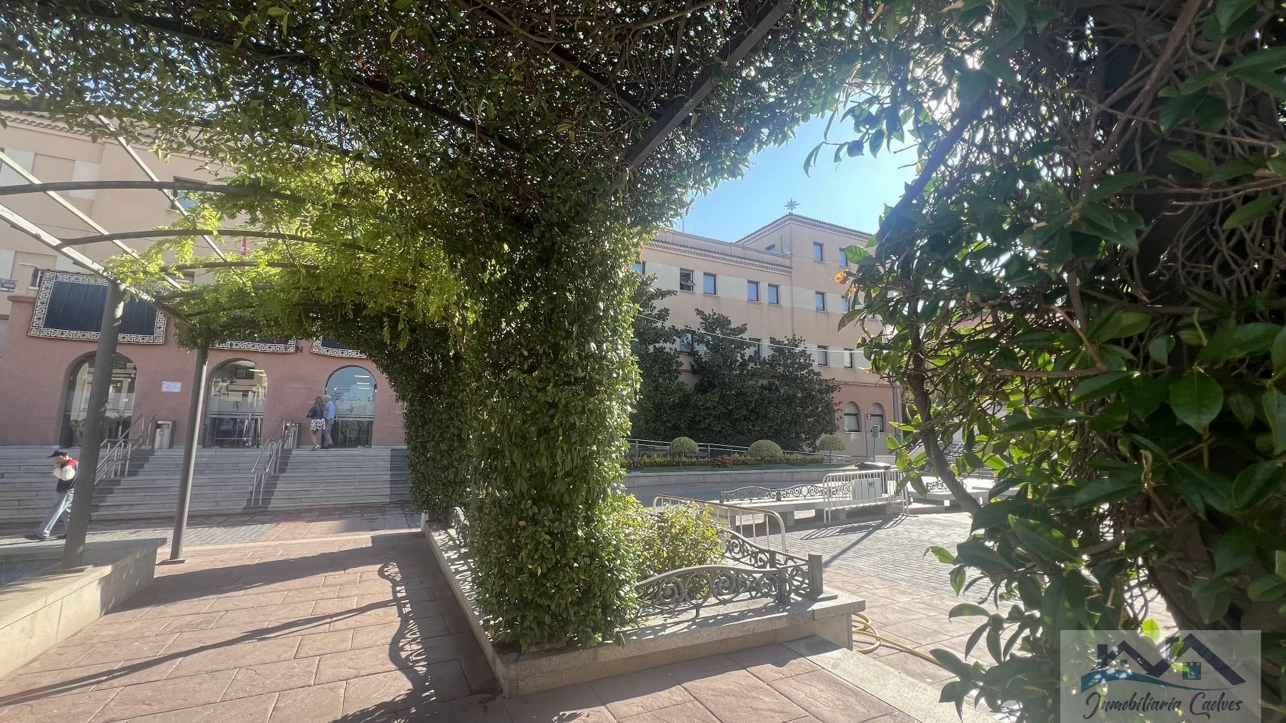 Vista exterior de Apartament en venda en Pozuelo de Alarcón amb Aire condicionat, Calefacció i Piscina comunitària