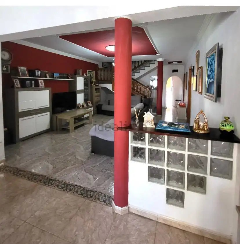 Casa o chalet en venta en Agüimes con Aire acondicionado, Terraza y Amueblado