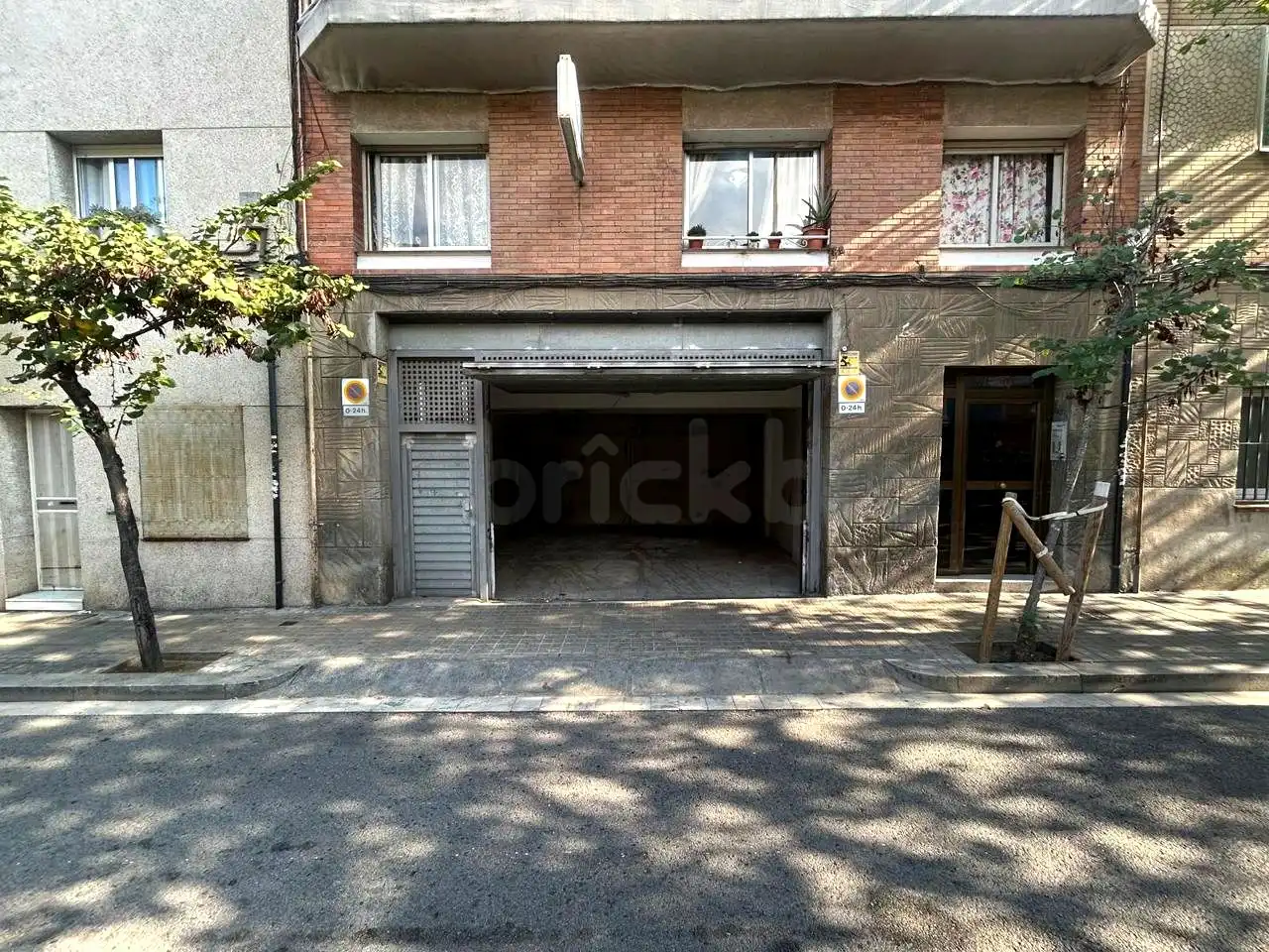 Parkplatz von Geschaftsraum zum Verkauf in Sant Andreu