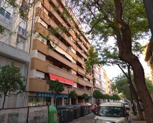 Vista exterior de Pis en venda en  Valencia Capital amb Calefacció i Terrassa