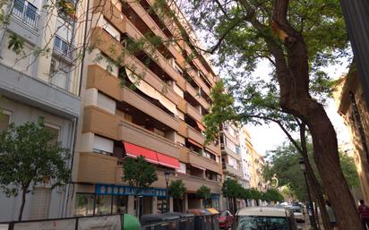 Vista exterior de Pis en venda en  Valencia Capital amb Calefacció i Terrassa
