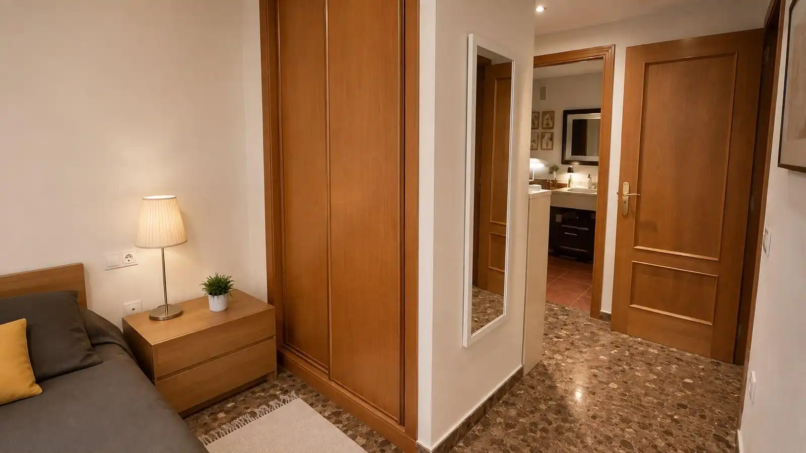 Bedroom of Flat for sale in Valencia  with Air Conditioner, Heating and Private garden