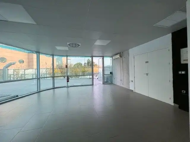 Büro zum Verkauf in Murcia mit Klimaanlage, Heizung und Terrasse