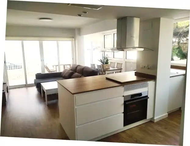 Cocina de Apartamento de alquiler en El Campello con Aire acondicionado, Terraza y Amueblado