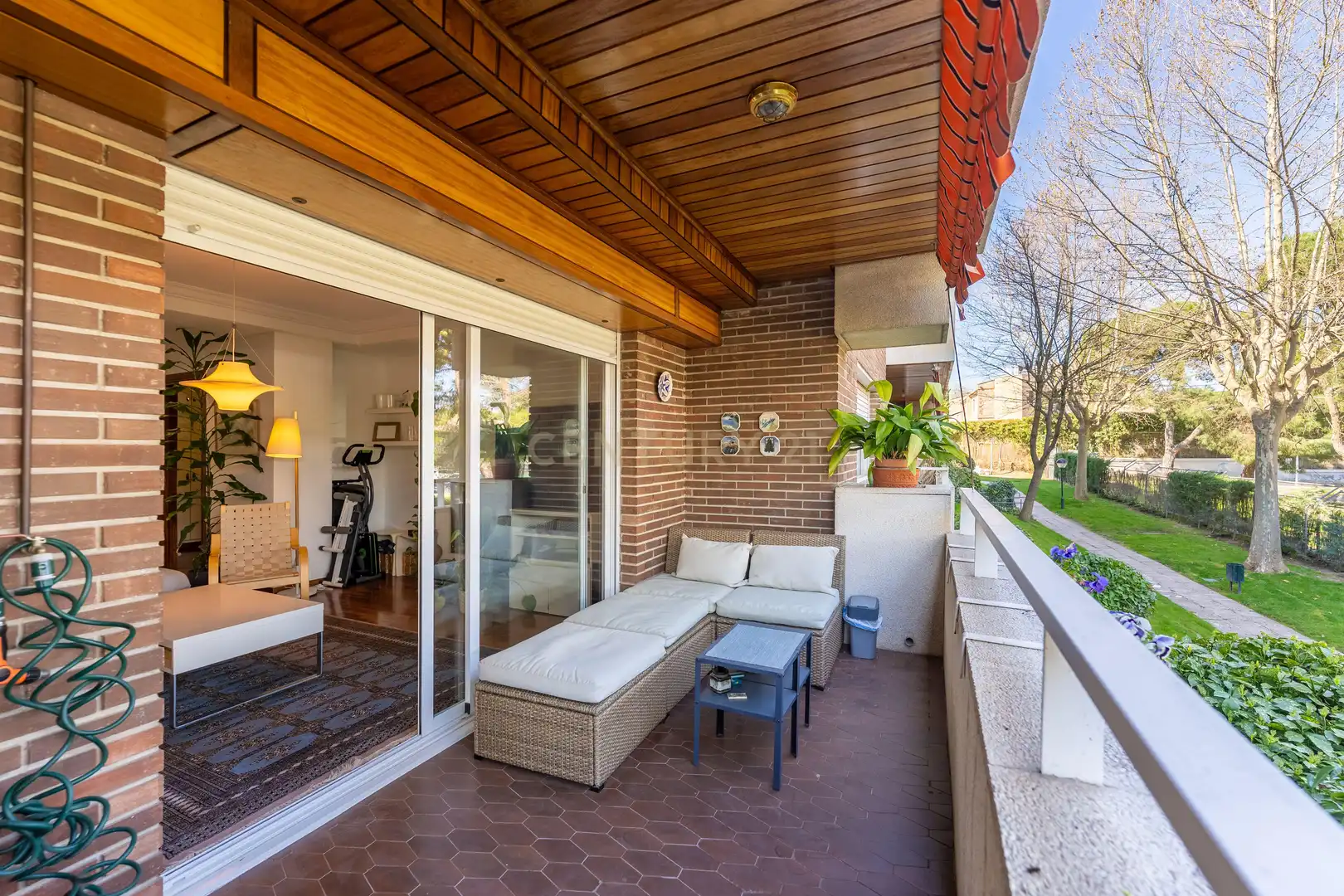 Terrace of Apartments for rent in Pozuelo de Alarcón  with Oven, Washing machine and Microwave
