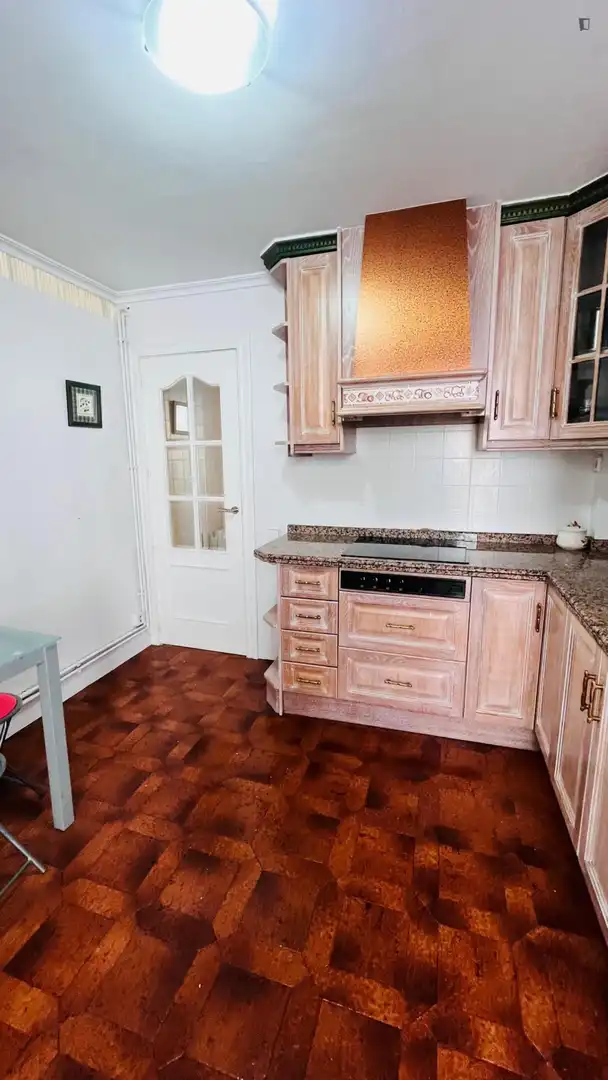 Habitación en Ensanche - Diputación
