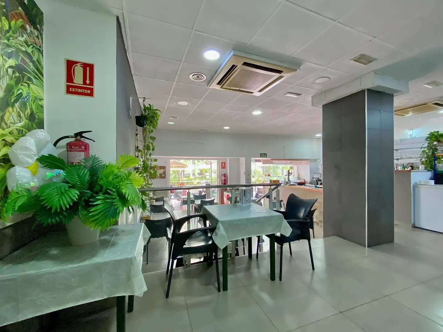 Business premises for transfer in del altillo 3, imagen 6