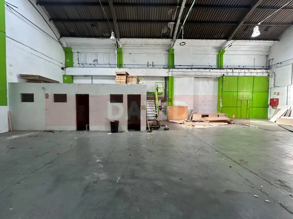 Industrial building for sale in Calle Crom Del, imagen 13