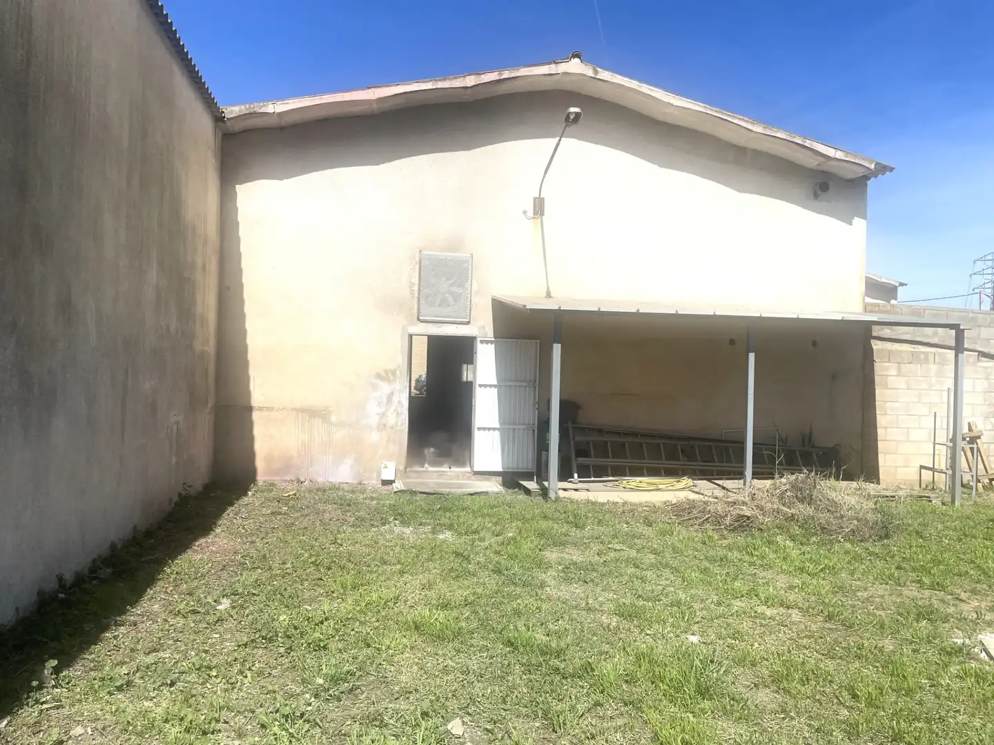 Industrial buildings for rent in Calle Utebo, Monzalbarba