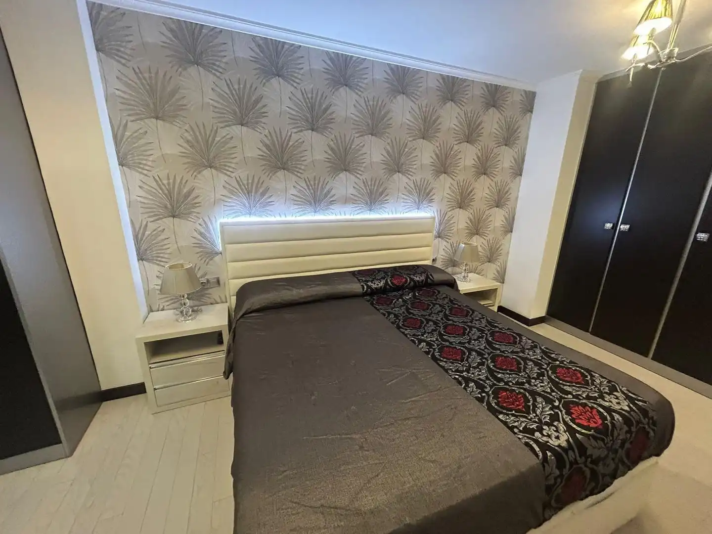 Habitación de Apartamento en venta en Yecla con Calefacción, Trastero y Amueblado