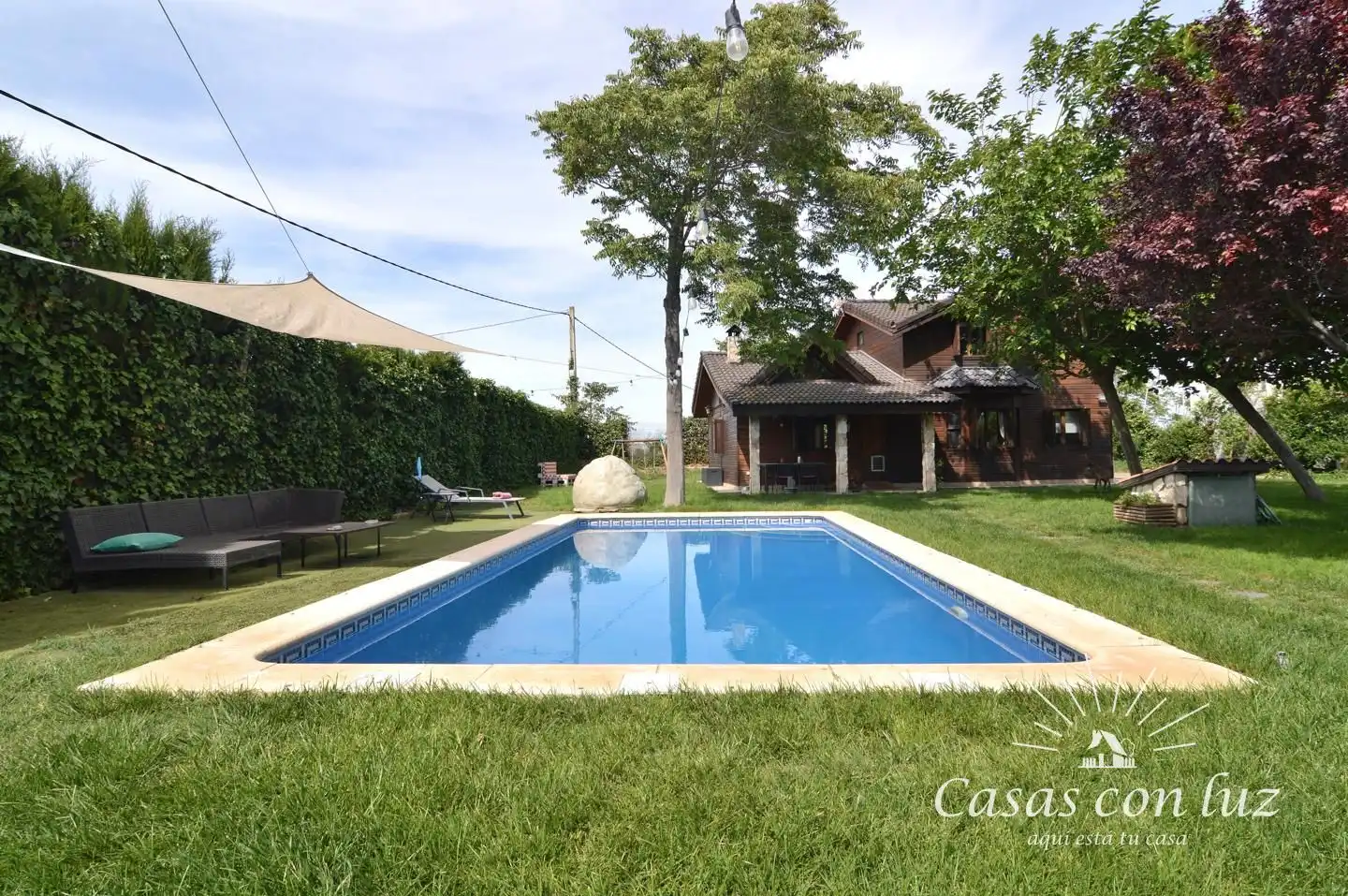 Piscina de Casa o chalet en venta en Zaragoza con Aire acondicionado, Calefacción y Jardín privado
