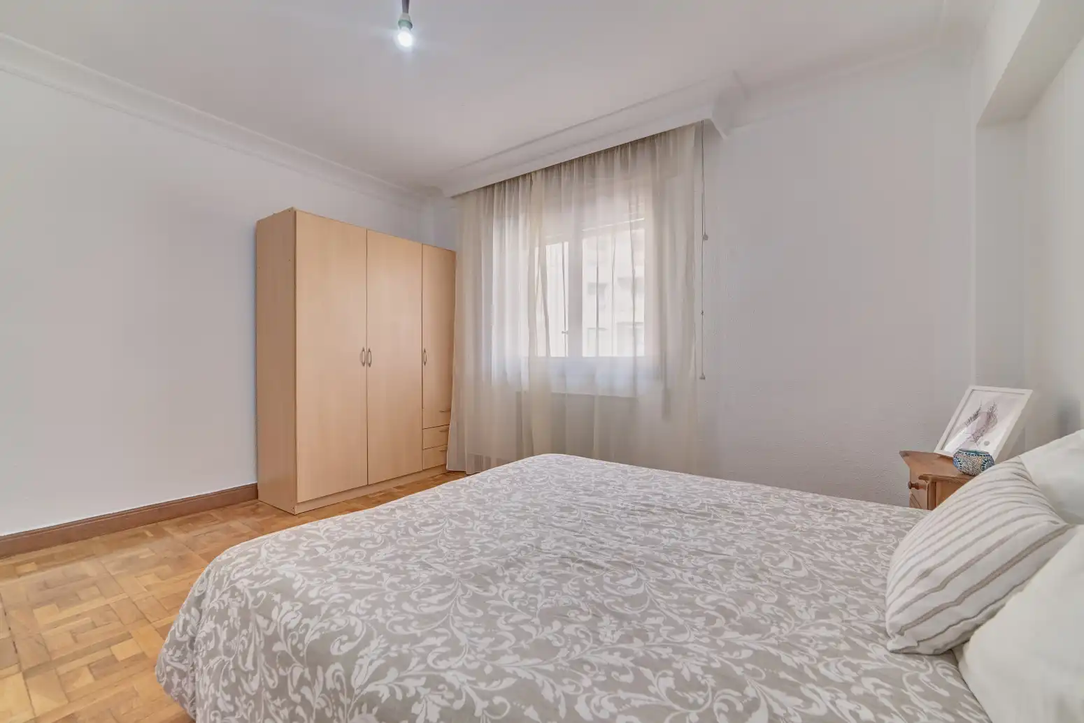 Habitación de Piso en venta en  Pamplona / Iruña con Calefacción, Parquet y Balcón