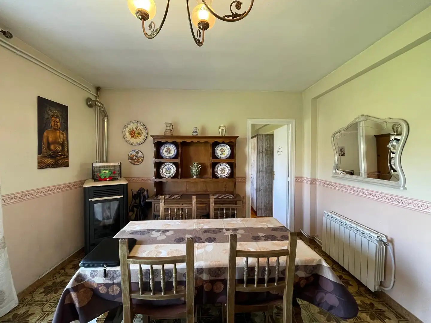 Comedor de Piso en venta en Navaleno con Calefacción, Terraza y Trastero