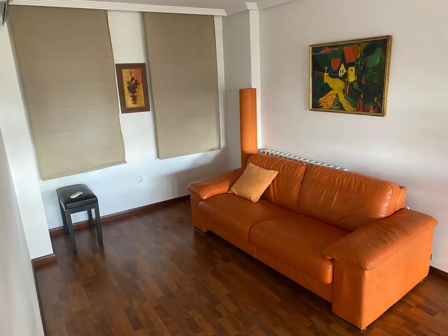 Sala de estar de Casa adosada en venta en Poblete con Aire acondicionado, Calefacción y Jardín privado