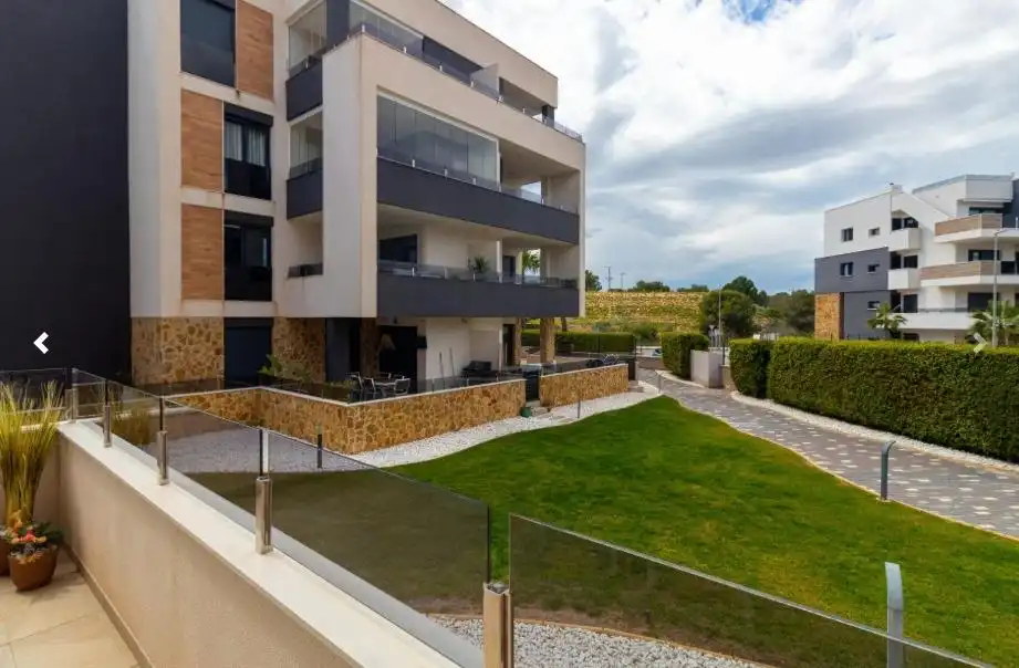 Apartament en venda a Calle VIAL 8 PAU-8 SUR 0, imagen 3