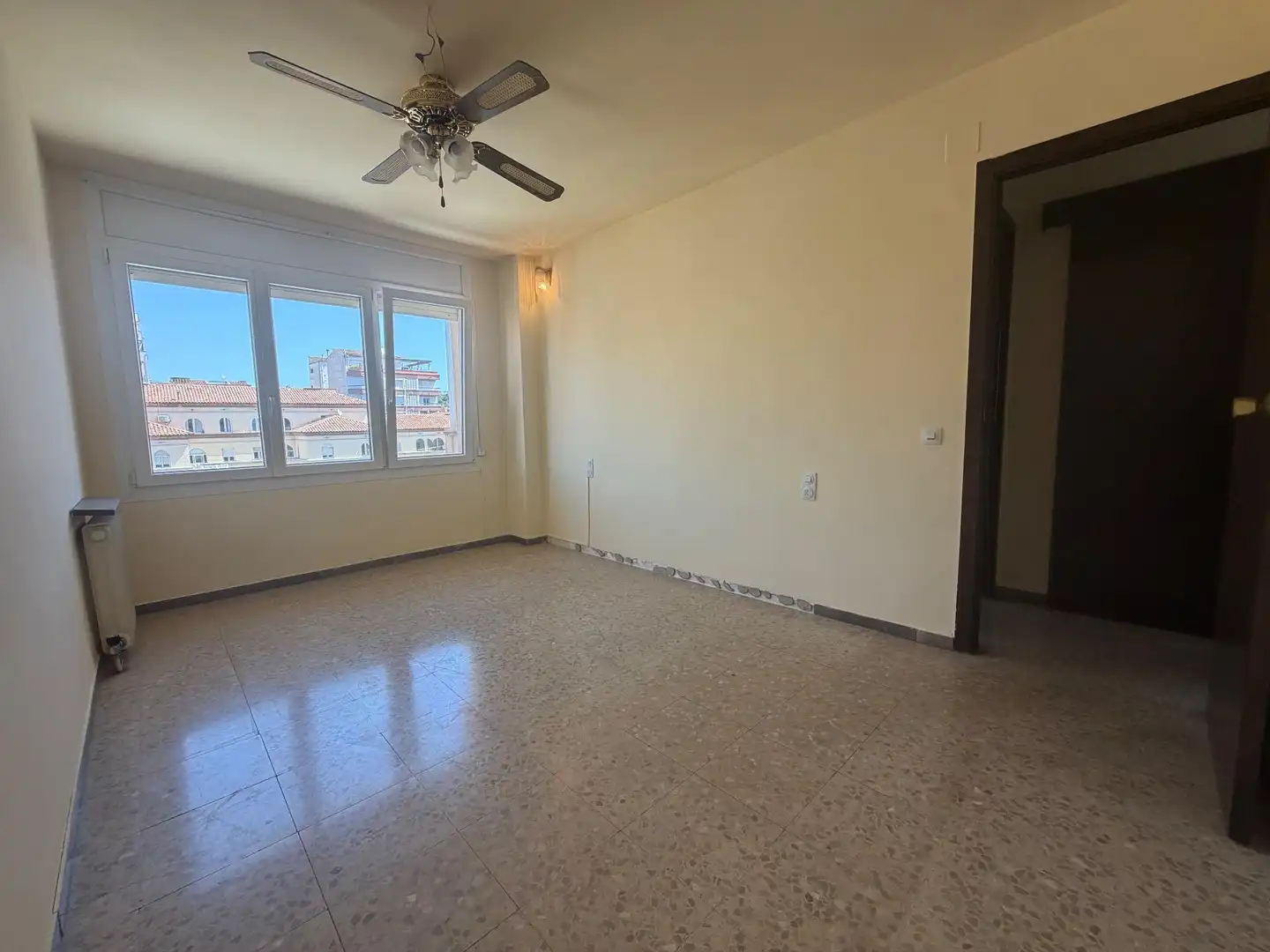 Flat with terrace for sale in Calle Emili Grahit, imagen 34