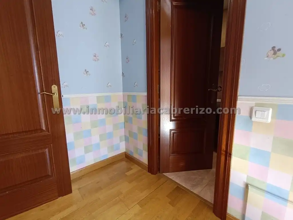 Flat for sale in Calle Rodrigo de Arriaga Mendo, Residencia