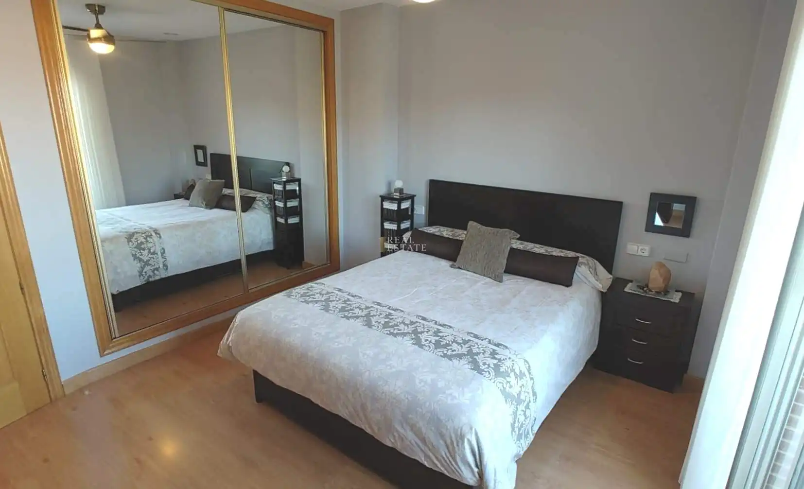 Detached homes for sale in C. Virgilio, Garres y Lages