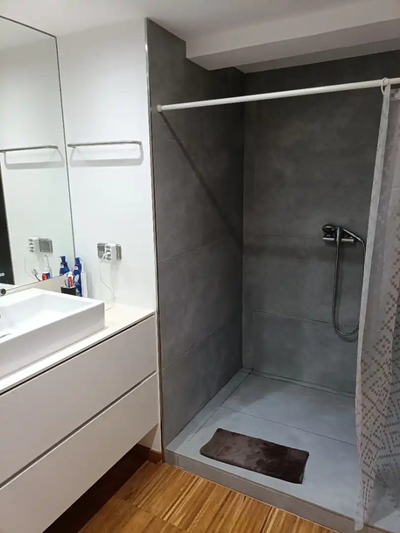 Baño de Piso en venta en Caldes de Montbui con Calefacción, Parquet y Amueblado
