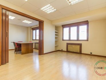 Oficina en venda a Avilés - Calle la Cámara 54