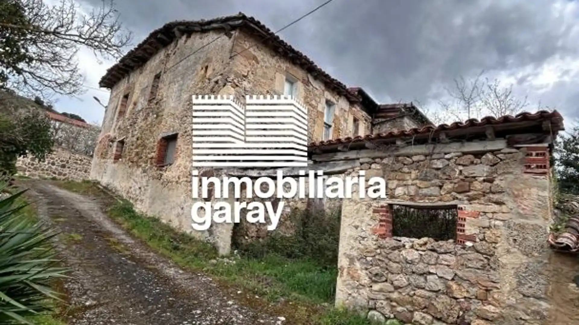 Casa o chalet en venta en Medina de Pomar con Jardín privado