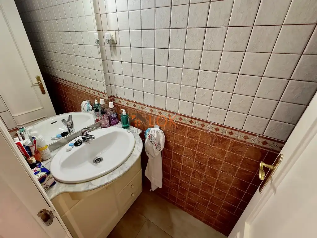 Houses for sale in Calle Antonio Jose Velasco, Churriana - El Pizarrillo - La Noria-Guadalsol