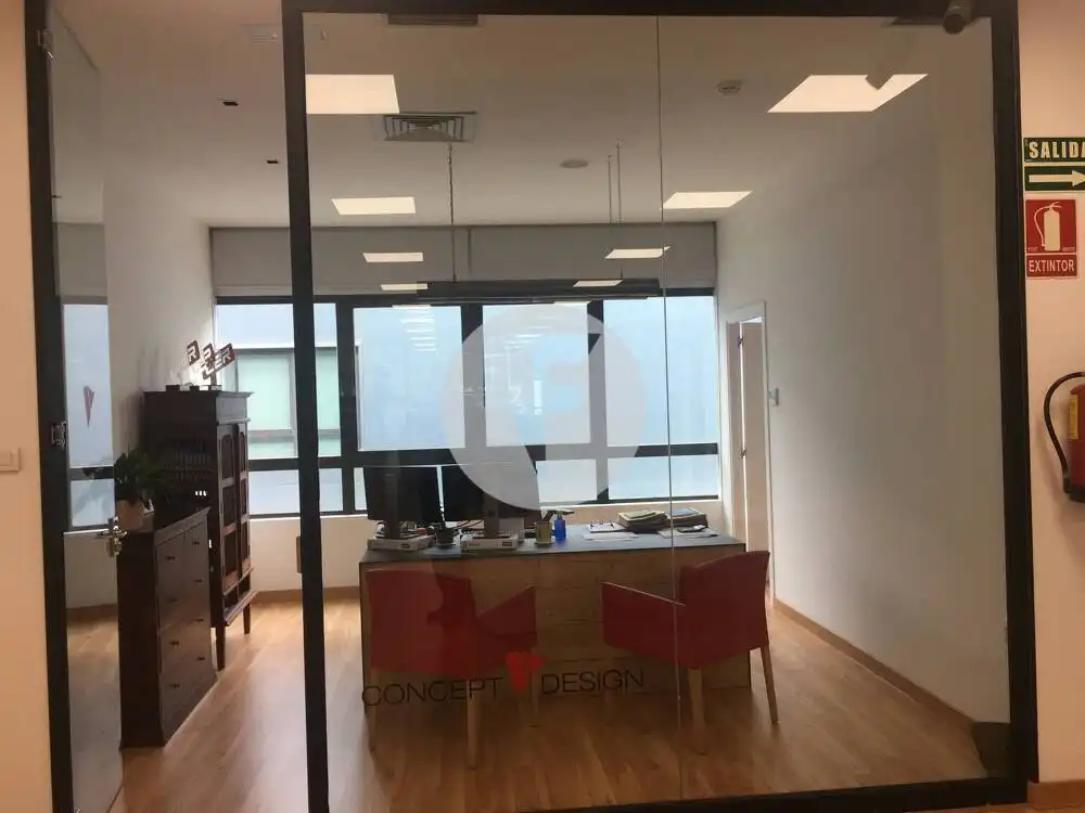 Nave industrial de alquiler en Cornellà de Llobregat