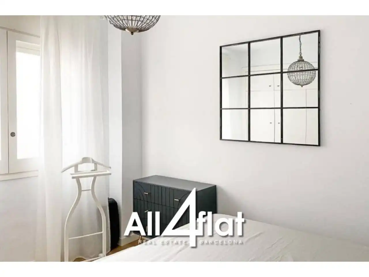 Habitación de Ático de alquiler en Eixample