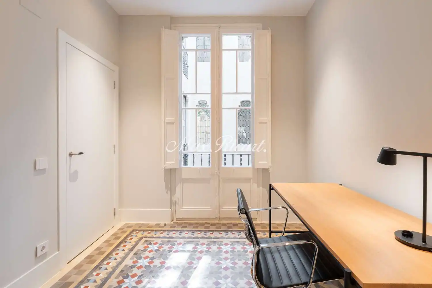 Flat for rent in Barcelona  with Air Conditioner, Heating and Storage room