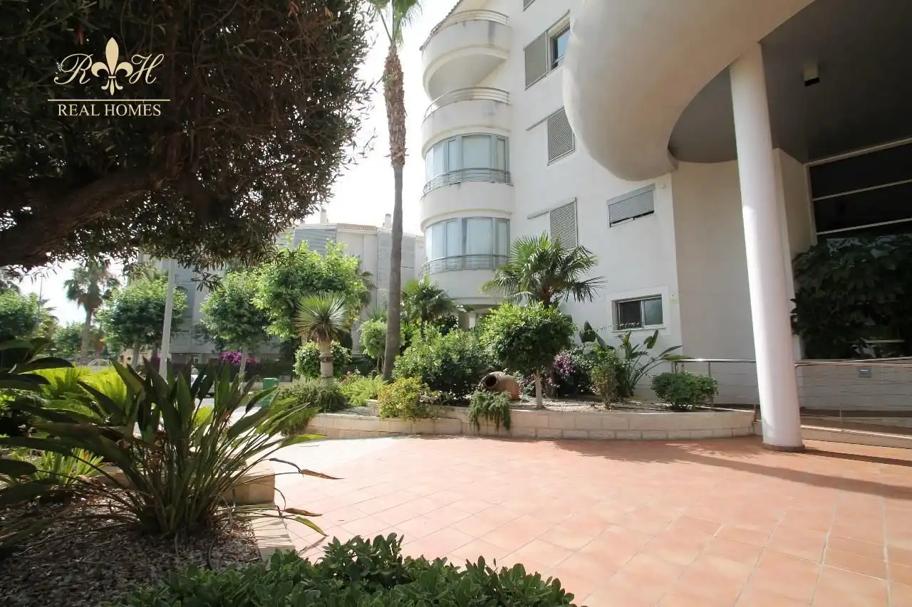 Piso con piscina en venta en Camino viejo de Altea, imagen 3