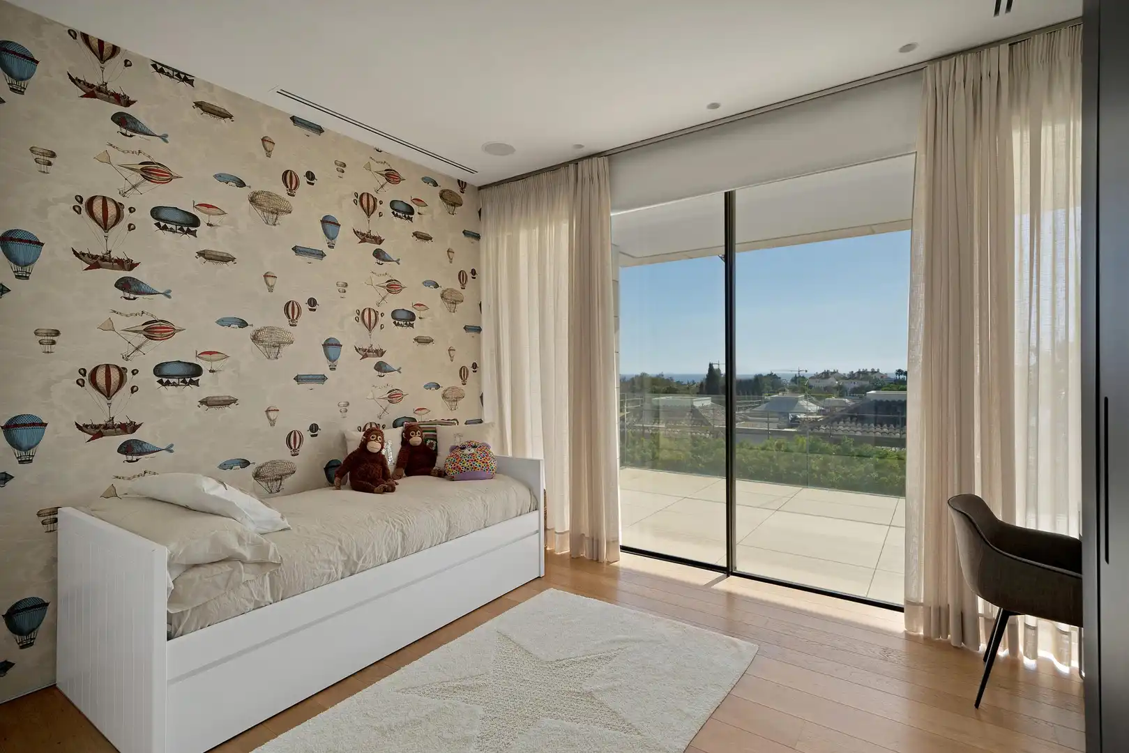 Habitación de Casa o chalet en venta en Marbella con Calefacción, Jardín privado y Terraza
