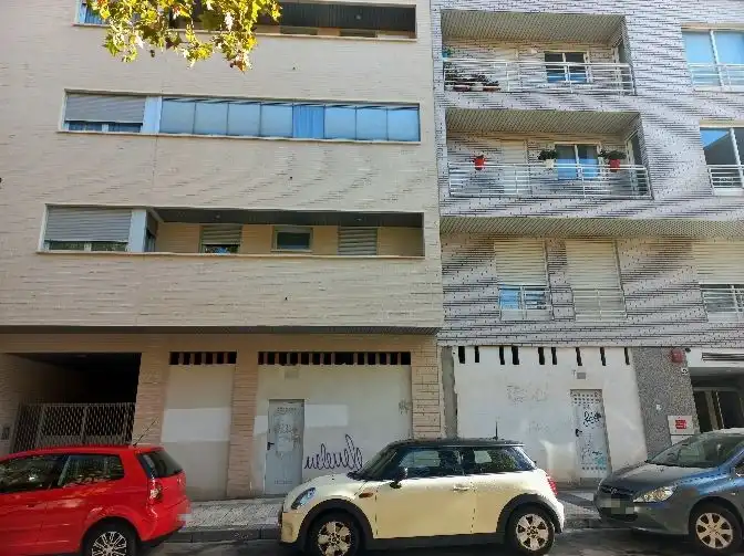 Außenansicht von Geschaftsraum zum Verkauf in Zaragoza