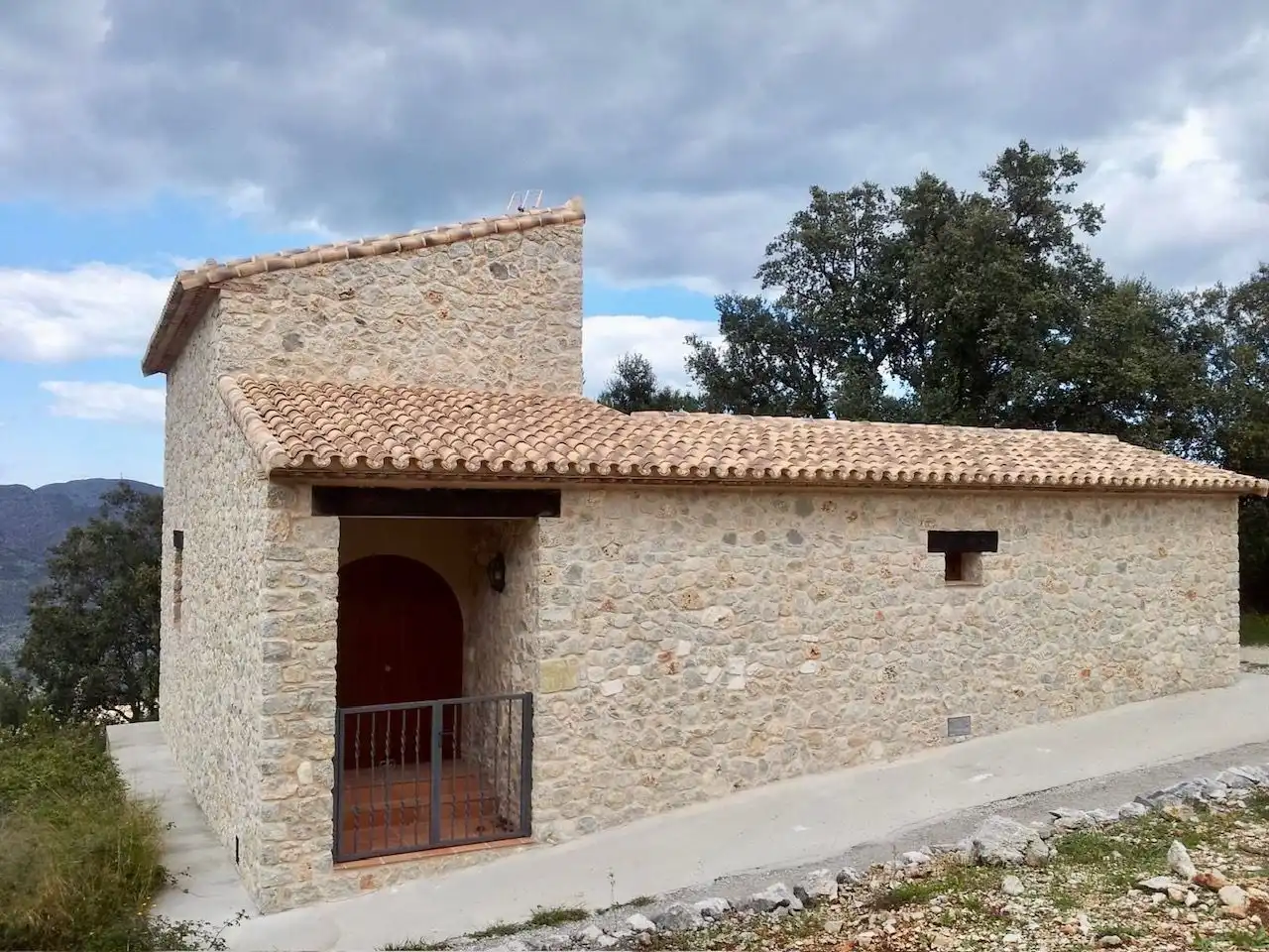Detached house with pool for sale in La Vall de Laguar