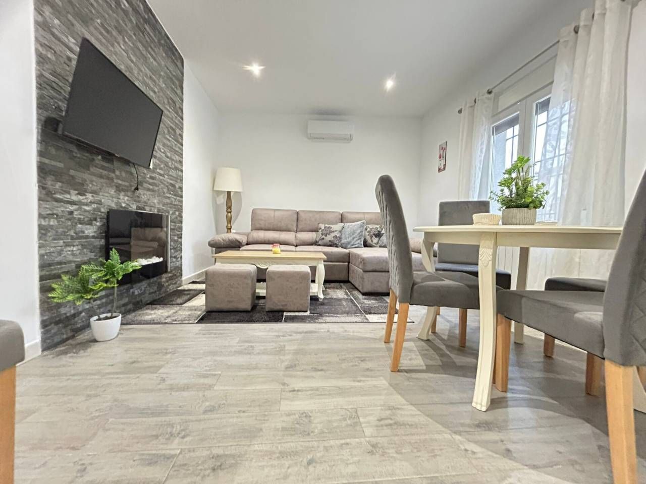 Living room of House or chalet to rent in Urda  with Air Conditioner, Heating and Terrace