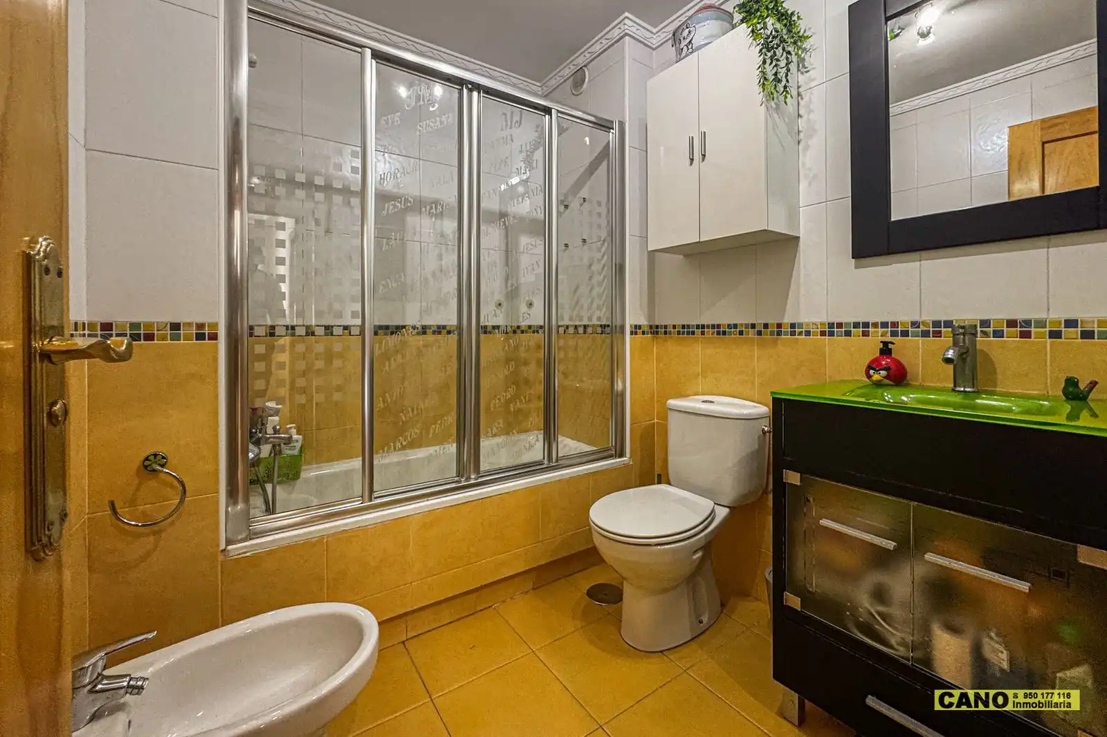 Baño de Piso en venta en Roquetas de Mar con Aire acondicionado, Calefacción y Terraza