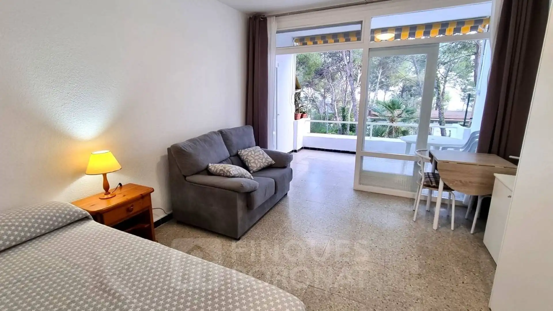 Sala de estar de Estudio en venta en Urbanitzacions de Llevant