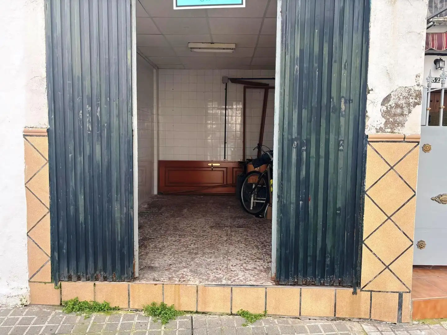 Garatge en venda en Valencina de la Concepción