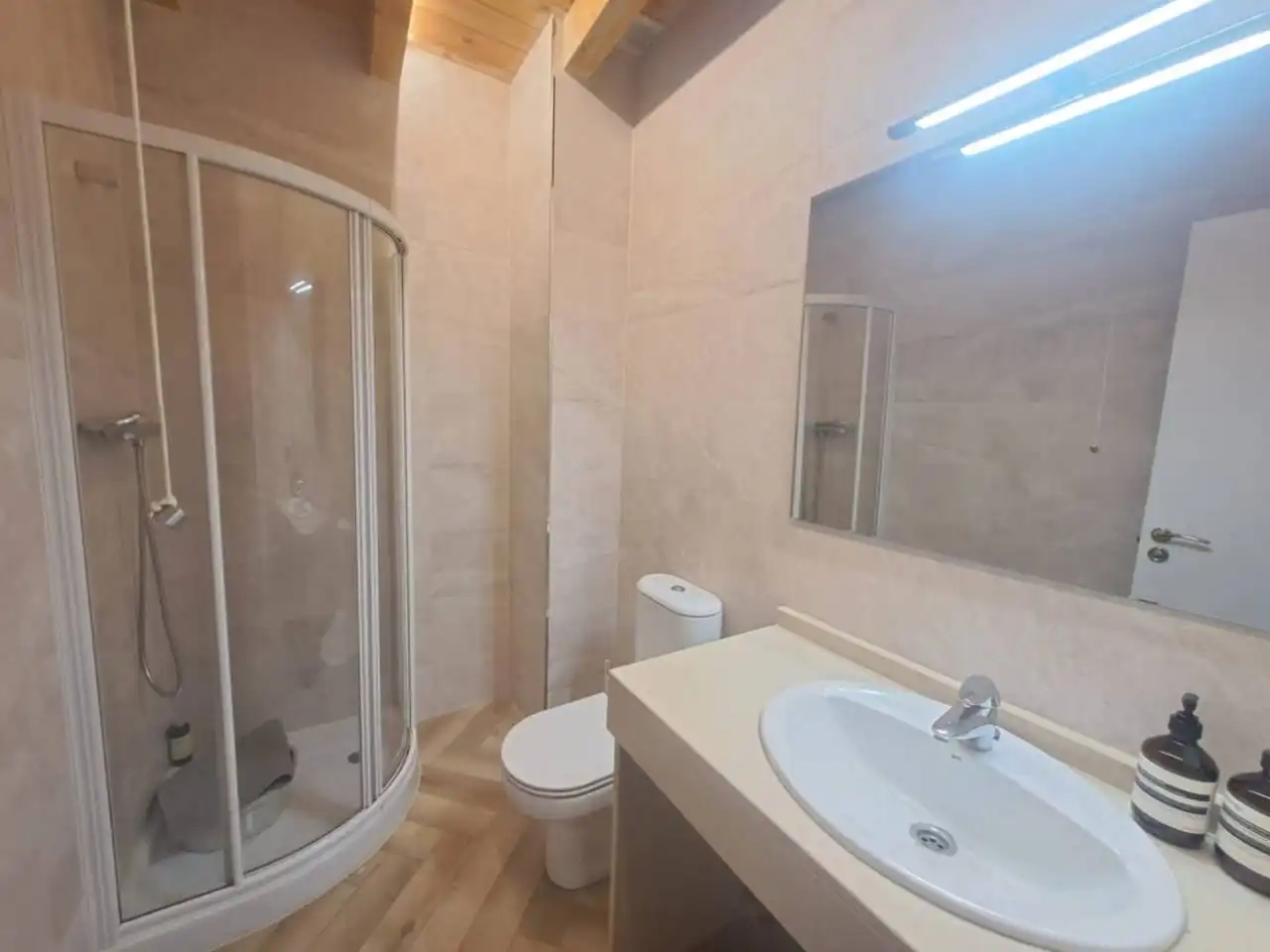 Bany de Dúplex en venda en Burgos amb Aire condicionat, Calefacció i Parquet