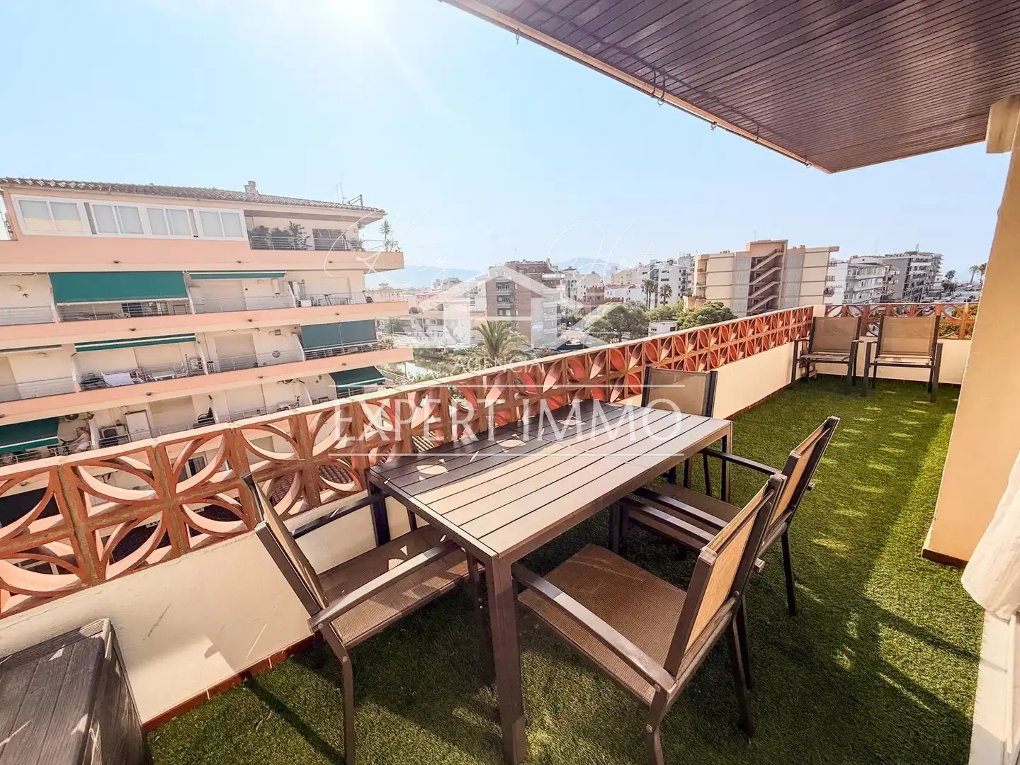 Terrassa de Apartament en venda en Roses amb Aire condicionat, Calefacció i Terrassa
