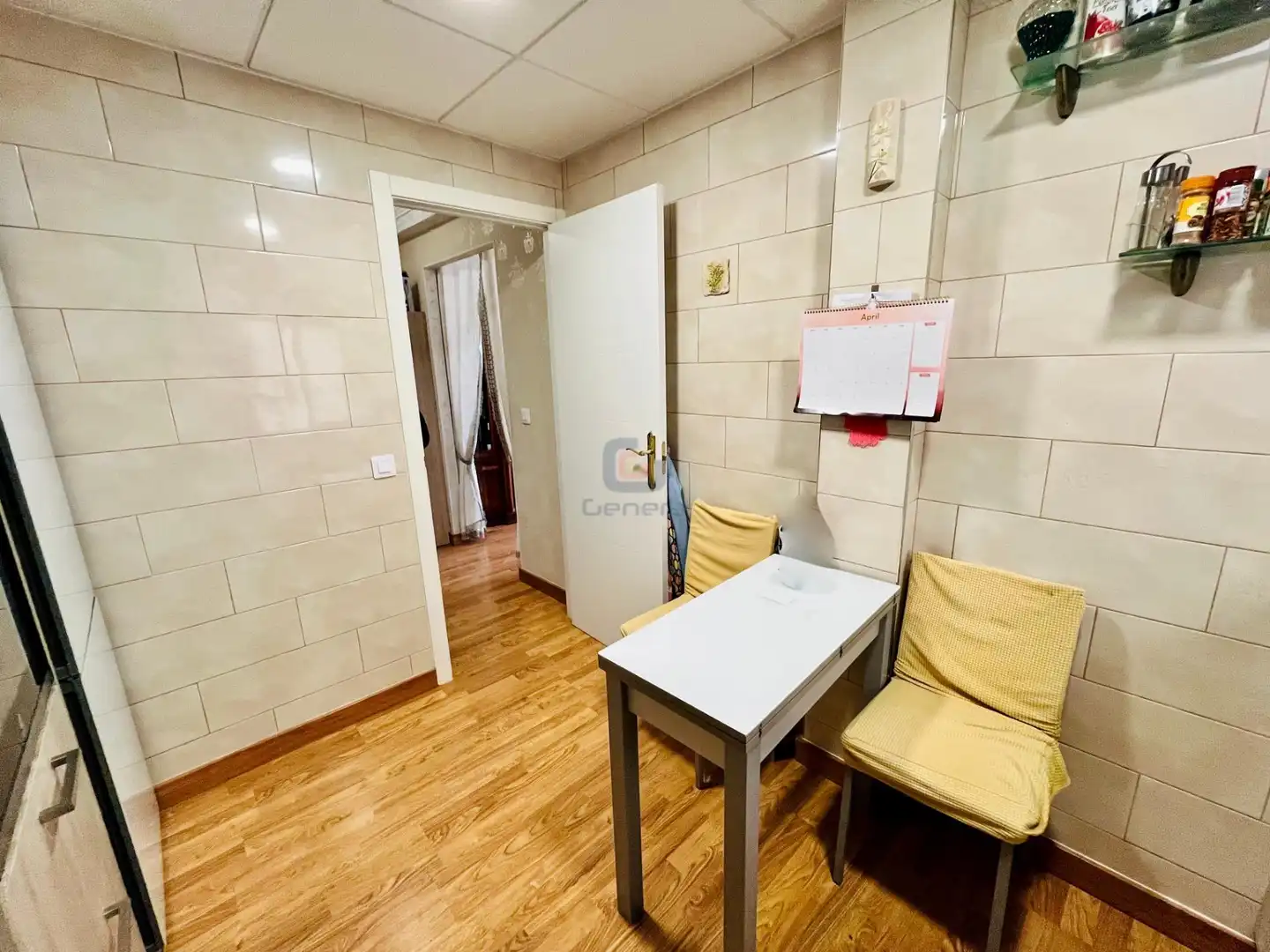 Piso en venta en Alicante / Alacant con Aire acondicionado, Terraza y Amueblado