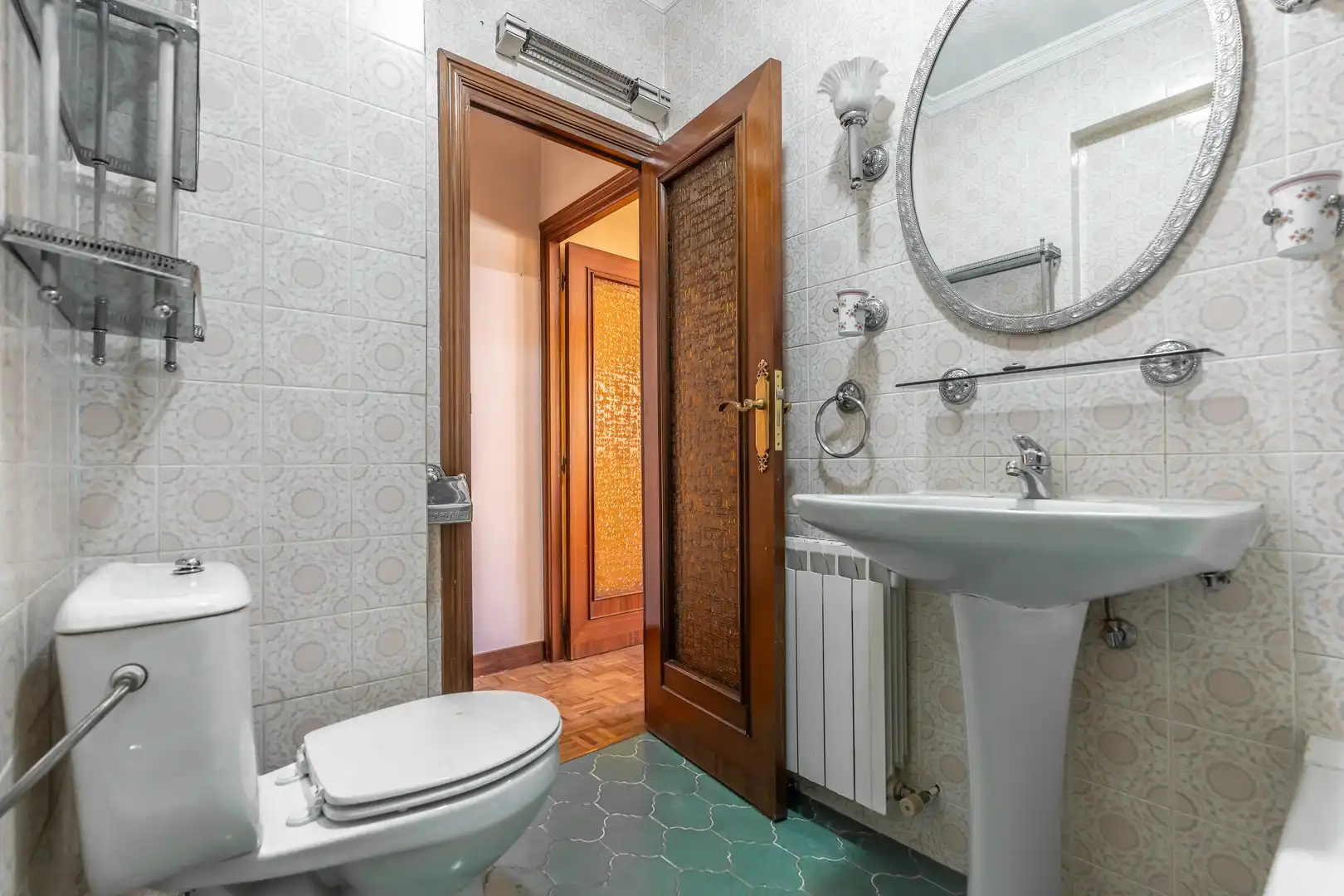 Baño de Piso en venta en Madrid con Calefacción y Terraza