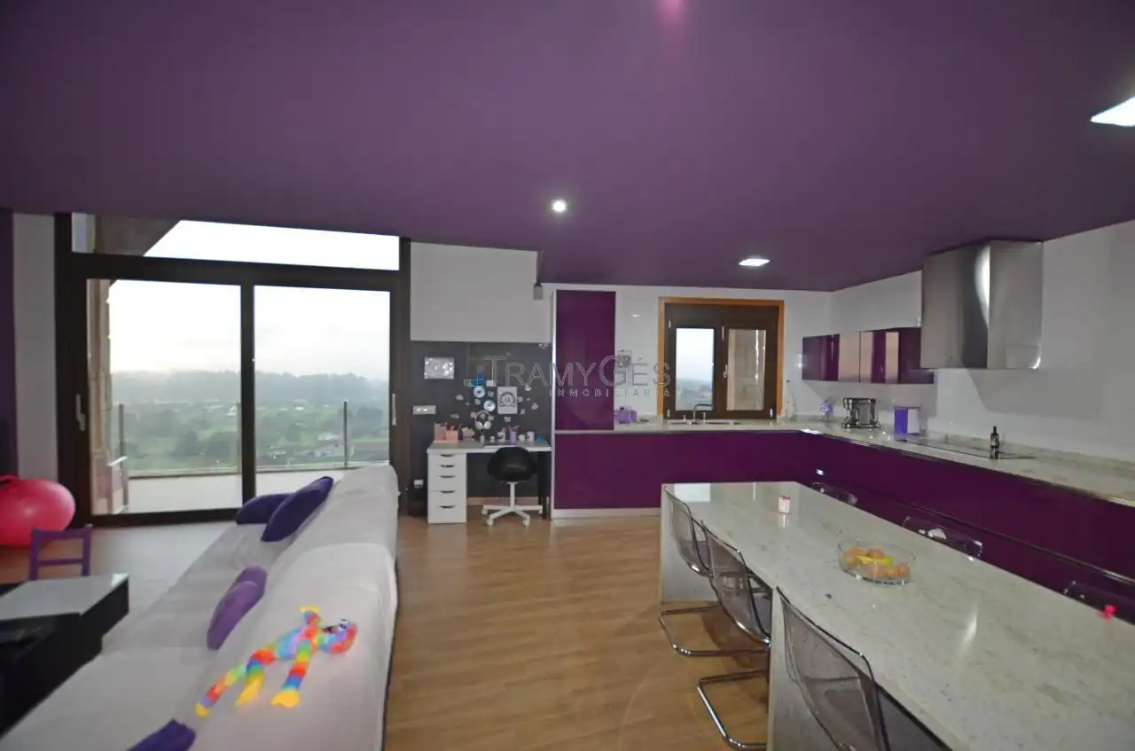 Cocina de Casa o chalet en venta en Tui con Calefacción, Jardín privado y Terraza